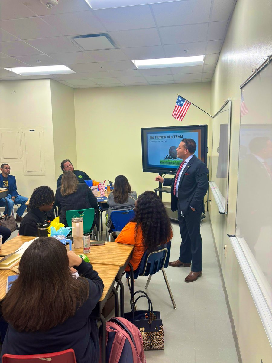 Dallas ISD Region I (@region1disd) on Twitter photo Powerful learning at the Region 1 Leadership Summit today! 🌟 Principals and APs came together to grow in distributed leadership, sharpen communication, and elevate customer service. Leading with purpose and unity! 🤝 #Region1RiseAsOne #BetterTogether <a href="/LauraRubioGarza/">Laura Garza</a> Powerful learning at the Region 1 Leadership Summit today! 🌟 Principals and APs came together to grow in distributed leadership, sharpen communication, and elevate customer service. Leading with purpose and unity! 🤝 #Region1RiseAsOne #BetterTogether <a href="/LauraRubioGarza/">Laura Garza</a>