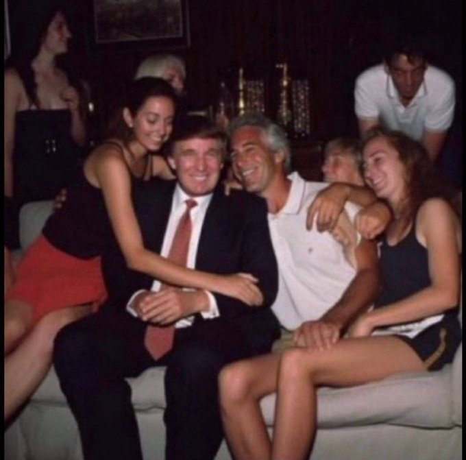 manuelmeza tweet media