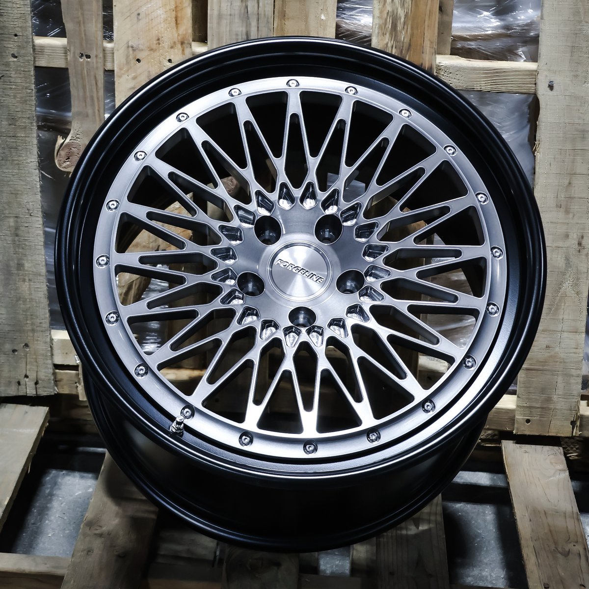 ForgelineWheels's tweet photo. Old school vibes, modern tech! The #Forgeline forged three piece #LS3C wheel is inspired by our original two-piece LS from the 1990s. But the LS3C only looks #oldschool, because it's manufactured with the latest premium wheel technology, including a precision-machined center from a concave forging and mechanically-fastened three piece modular assembly using American-made ARP hardware. This 20x10 example is finished with a Brushed/Transparent Smoke center and Satin Black outers. Learn more about the #ForgelineLS3C (including sizes and pricing) at: https://t.co/AfLzbRro70