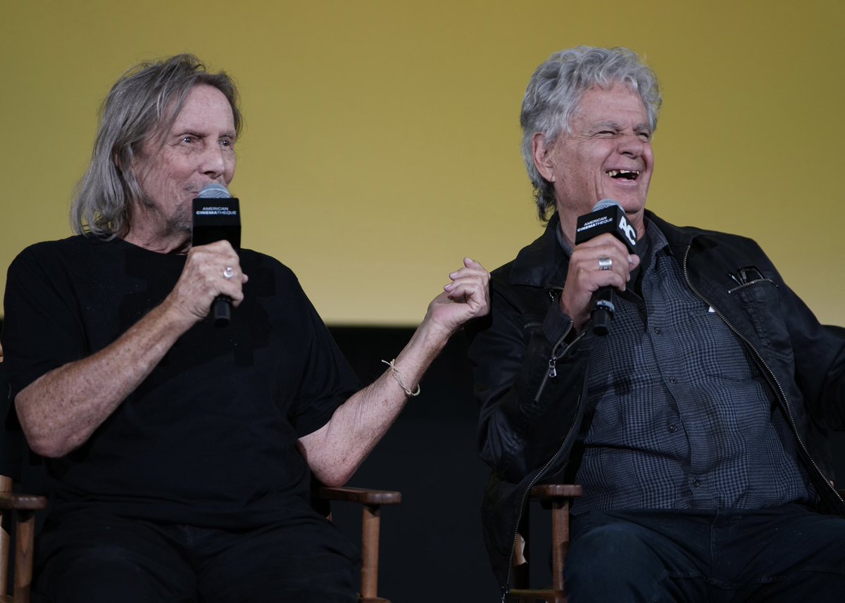 am_cinematheque's tweet image. It’s always great to watch a film with a sold out crowd + then discuss it with those who actually worked on the movie! 😄
Thank you to everyone who packed the Egyptian on Friday for TOTAL RECALL (1990) in 70mm + Q&A with PD William Sandell & set decorator Robert Gould.