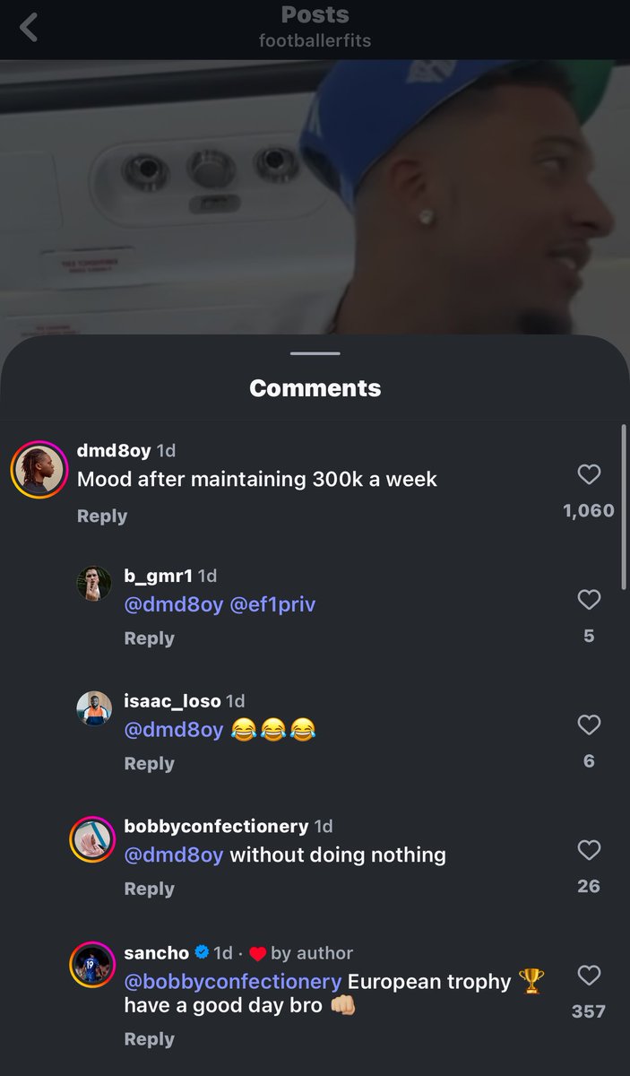 AmorimBalll_'s tweet image. ๐จ๐ธ - Jadon Sancho responds to a comment which said โMood after maintaining 300k a weekโ with โEuropean trophy ๐ have a good day bro.๐๐ผโ
