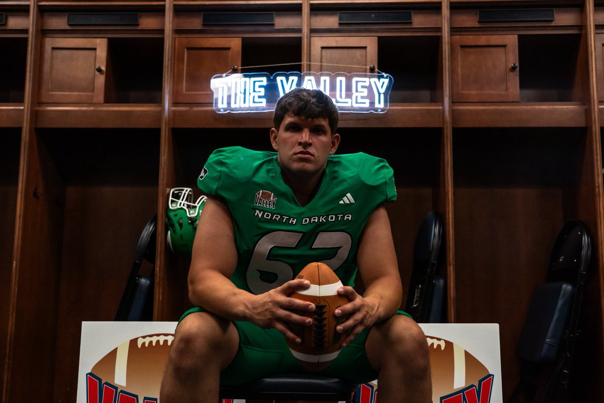 North Dakota Football tweet media