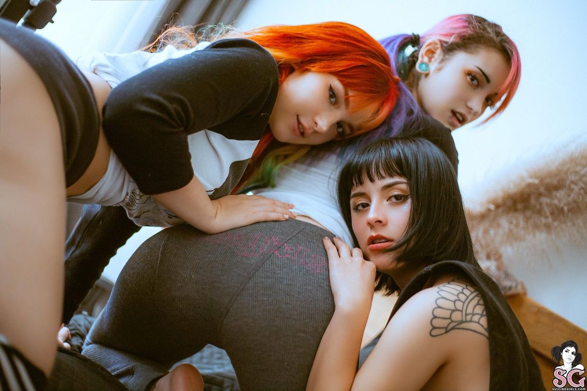 📢 MODEL CALL!⚡Redefining beauty for 24 years and counting! We're not looking for ordinary, we’re seeking bold, expressive, and unapologetically unique women 💋

🎀 Join a worldwide community of alt babes 🎀 

Apply now to become a SuicideGirl today! buff.ly/CiTMjau