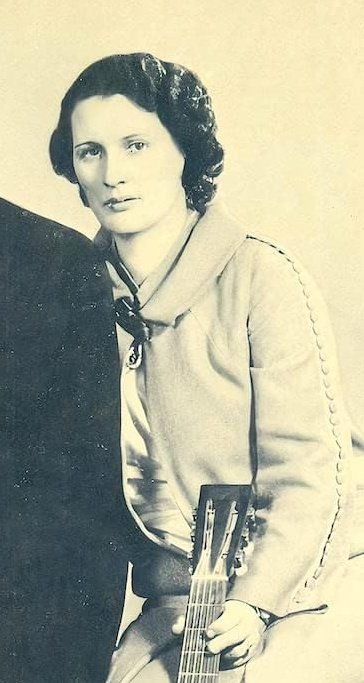 DavidLambertArt's tweet image. Happy Birthday to Sara Carter, born Sara Elizabeth Dougherty 127 years ago today