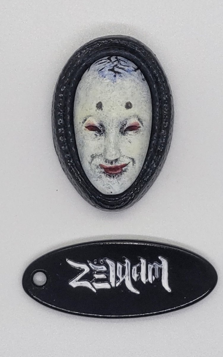FECT_zoukei's tweet image. ワンフェス2025Sで展示販売のゼイラムユニットレリーフ。
そのまま飾ってもよし。
後ろにブローチ金具を付けて改造すればゼイラムになれちゃうのかも?😁
5.5cmのほぼ劇中と同じ位のサイズかと思います。
2液性レジン
2500円です。
#WF2025S
#ゼイラム
#ワンフェス2025夏