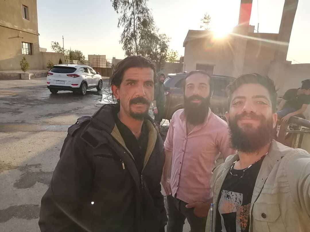 Nourald88458128's tweet image. الشخص الذي ظهر في فيديو من داخل مدينة السويداء ويدعو لحمل السلاح و السلاح الابيض
تواجد منذ عدة اسابيع في معسكرات اقيمت في الرقة