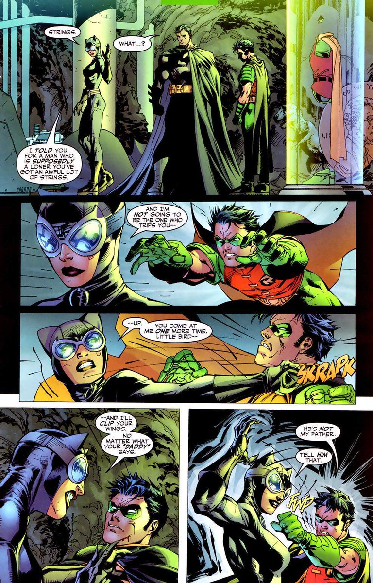 King_Hyperion89's tweet image. Batman #617
Robin isn't a fan of Batman taking Catwoman into the Batcave & the two argue. But it was orchestrated by Batman. Catwoman fights Huntress who's under Scarecrow's toxin. Hush takes Robin hostage. #DCComics