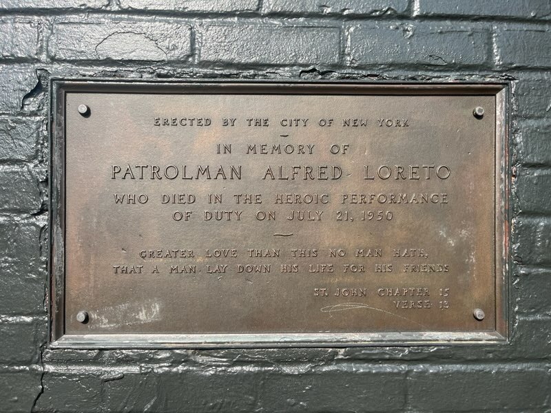 KristyMarmorato's tweet image. Loreto Playground is where we enjoy concerts, games & moments of funโbut today, we honor its deeper meaning
75 years ago, Patrolman Alfred Loreto gave his life in heroic service to our city
We commemorate his courage & honor all those thatโve died in the line of duty ๐