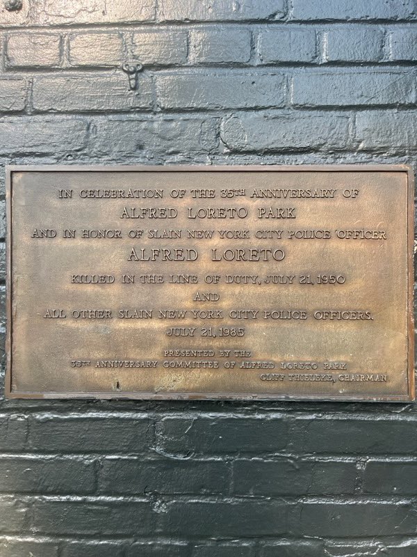KristyMarmorato's tweet image. Loreto Playground is where we enjoy concerts, games & moments of funโbut today, we honor its deeper meaning
75 years ago, Patrolman Alfred Loreto gave his life in heroic service to our city
We commemorate his courage & honor all those thatโve died in the line of duty ๐
