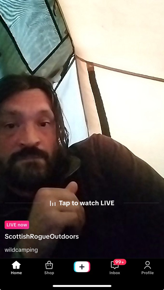WeeNippySweety's tweet image. Fury’s looking rough