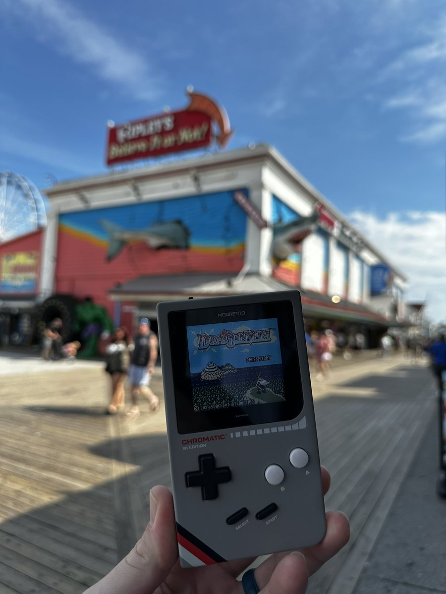 Gingervitus126's tweet image. Visiting @OceanCity Boardwalk today and had to break out the @modretro to join the fun!