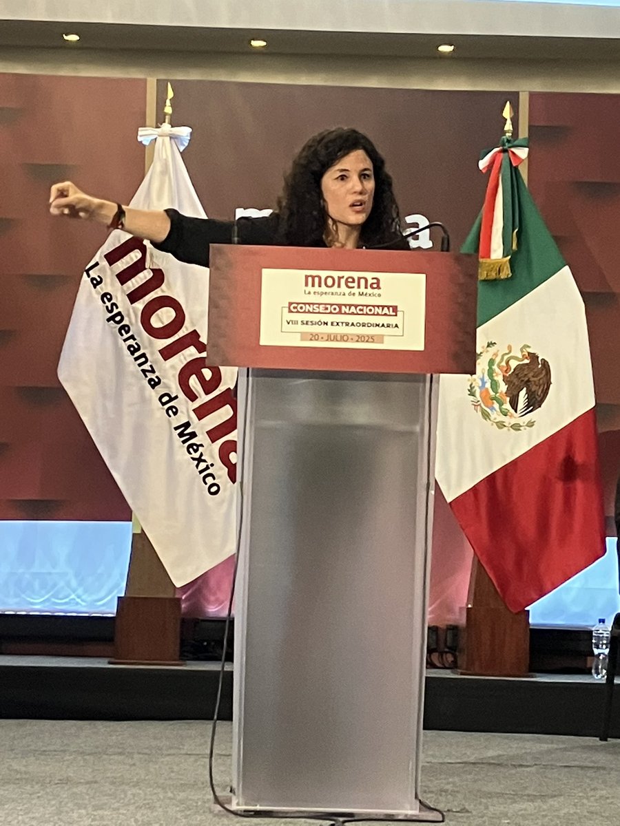 diazpol's tweet image. En el Consejo Nacional de Morena, con Tomás Pliego, Epigmenio Ibarra, Armando Bartra y Consuelo Sánchez. Los temas acordados implican un importante paso adelante del movimiento en materia de organización, participación y cercanía con el pueblo.
Nuestra presidenta de Morena,…