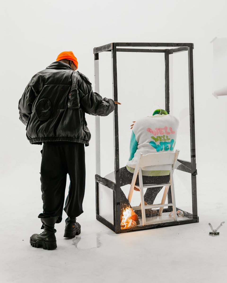 _emwell_'s tweet image. Tyler The Creator’s latest album “DONT TAP THE GLASS” title was inspired by Edward Skeletrix😨🔍
Via @Wurrco
