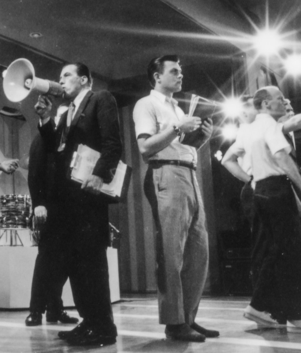 EdSullivanShow's tweet image. We are deeply saddened by the passing of Vince Calandra. Vince joined The Ed Sullivan Show in 1962, starting with cue cards and eventually helping bring some of the greatest talents to the stage. Vince was a vital part of the show’s legacy, and we’re grateful to have known him.