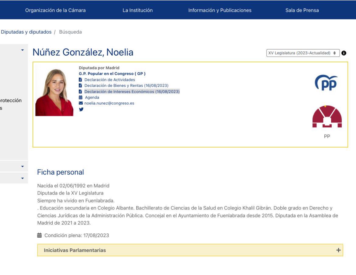 1.- Entonces, recapitulando: Noelia Núñez, actualmente diputada en cortes generales, antes en la asamblea de Madrid, y antes concejala de Fuenlabrada y hoy Vicesecretaria General del Partido Popular, ahí es nada, tiene un CV en el Congreso en el que hace constar un doble grado en