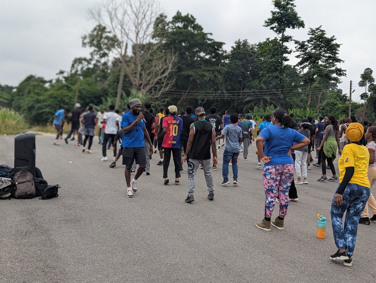 Antennaknust's tweet photo. 2. Shots from the 3rd Edition of the Antenna Class Keep-Fit Exercise with 3rd-year Telecom &amp; Electrical Eng. students on 19th July 2025 at the KNUST Wellness Center. We take physical &amp; mental health very seriously and it was exciting to see everyone come out and be a part of it💪 https://t.co/PbM1aXDZDc