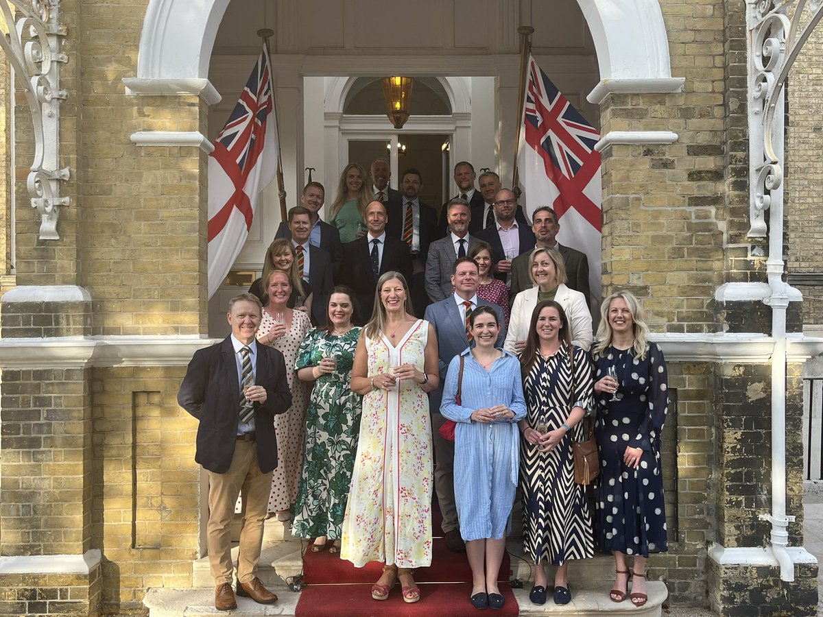 CdreAHofman's tweet image. A huge privilege to host and thank our hugely committed and talented RNMS Clinical Leaders at Admiralty House this evening. Thank you @MartinJConnell for allowing me to utilise this historic venue and thank you to the talented Embassy team for exceptional food and hospitality.