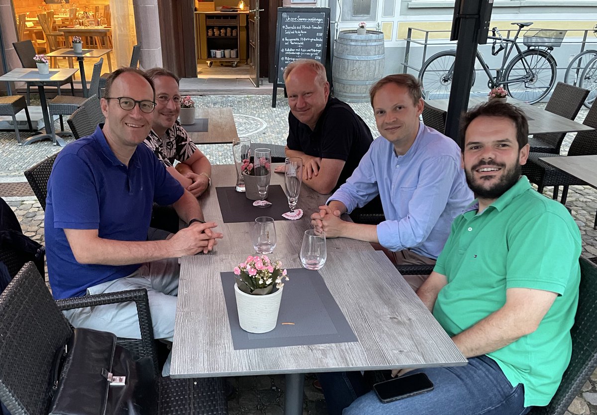 WerzLab's tweet image. Co hydrides in photocatalysis rock it! Thank you, Chris Teskey @chrisjteskey @tuBraunschweig for this insightful talk @UniFreiburg @FreiburgChem @WerzLab @pappas_babis