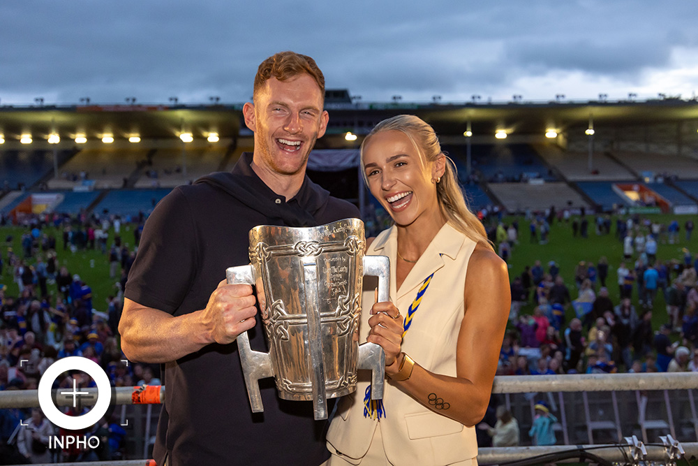 Inphosports's tweet image. Tipperary's Michael Breen celebrates winning the All-Ireland with his partner and Olympic athlete Sharlene Mawdsley in Semple Stadium this evening!
(📸 @MorganTreacy )