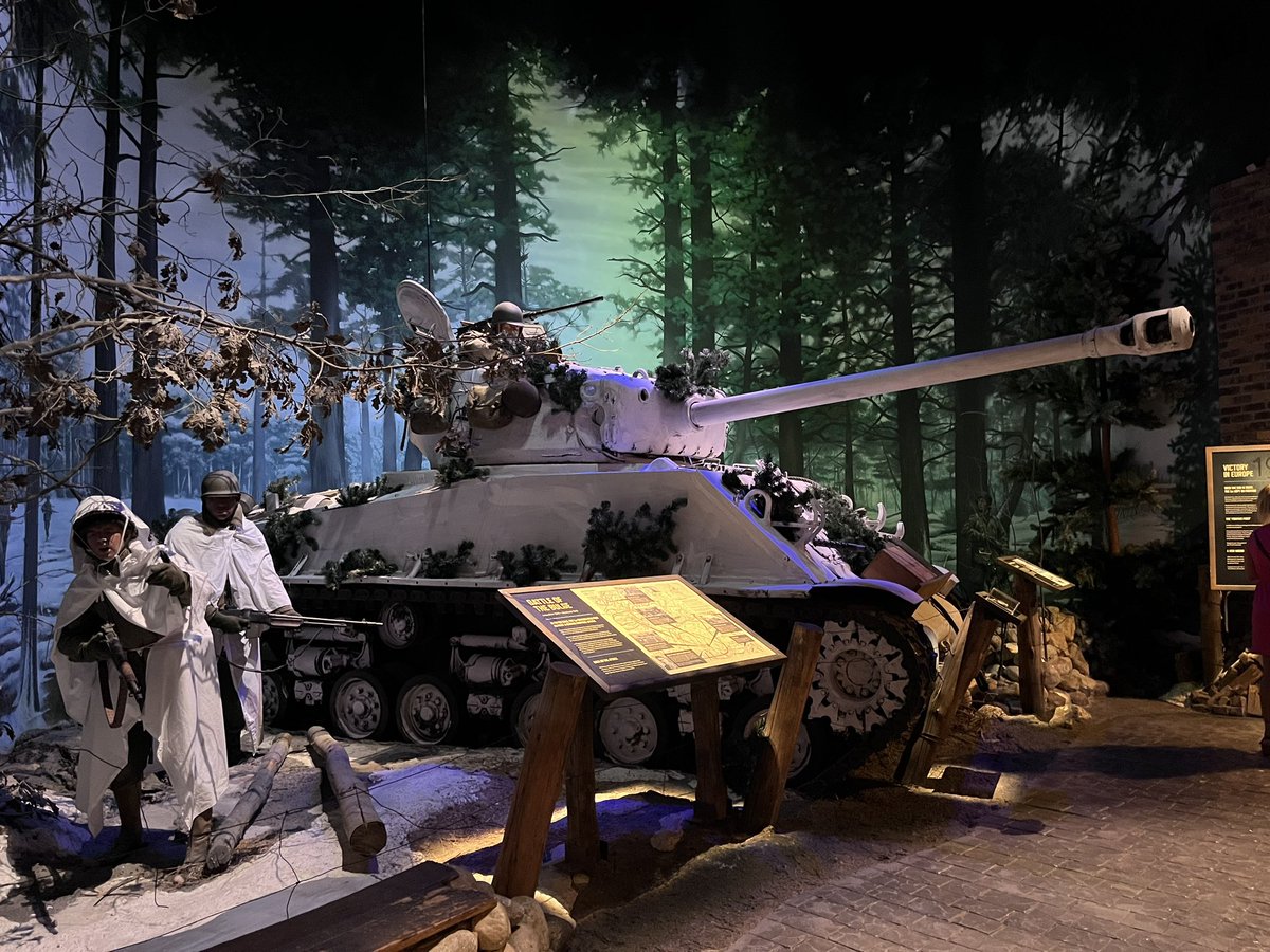 Britski_Nic's tweet image. Was a beautiful day for Cantigny. Got to actually see the exhibits today