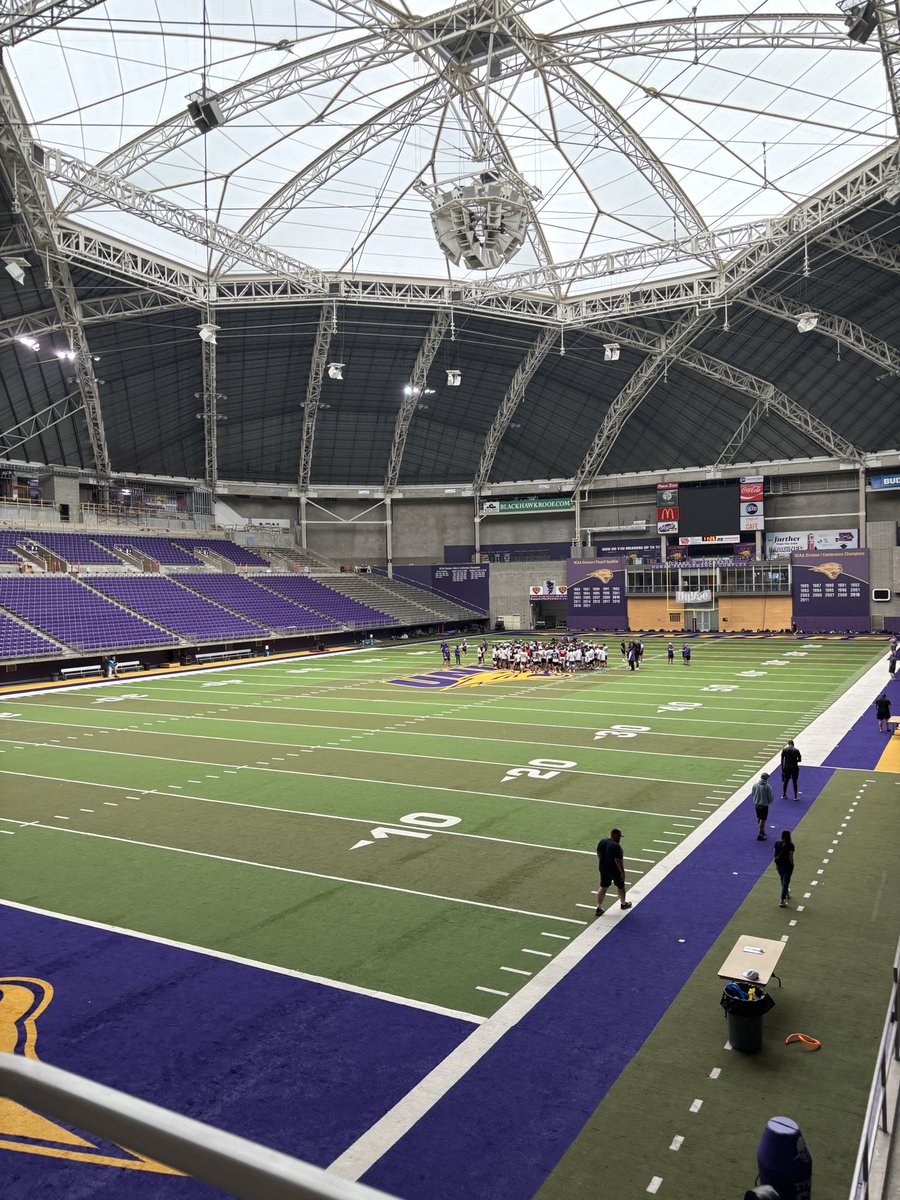 CooperKowalczyk's tweet image. Thanks @UNIFootball and @CoachHupke for the great camp Saturday! Always take away something new.
@robertpomazak @SCNFBOFFICIAL @PrepRedzoneIL