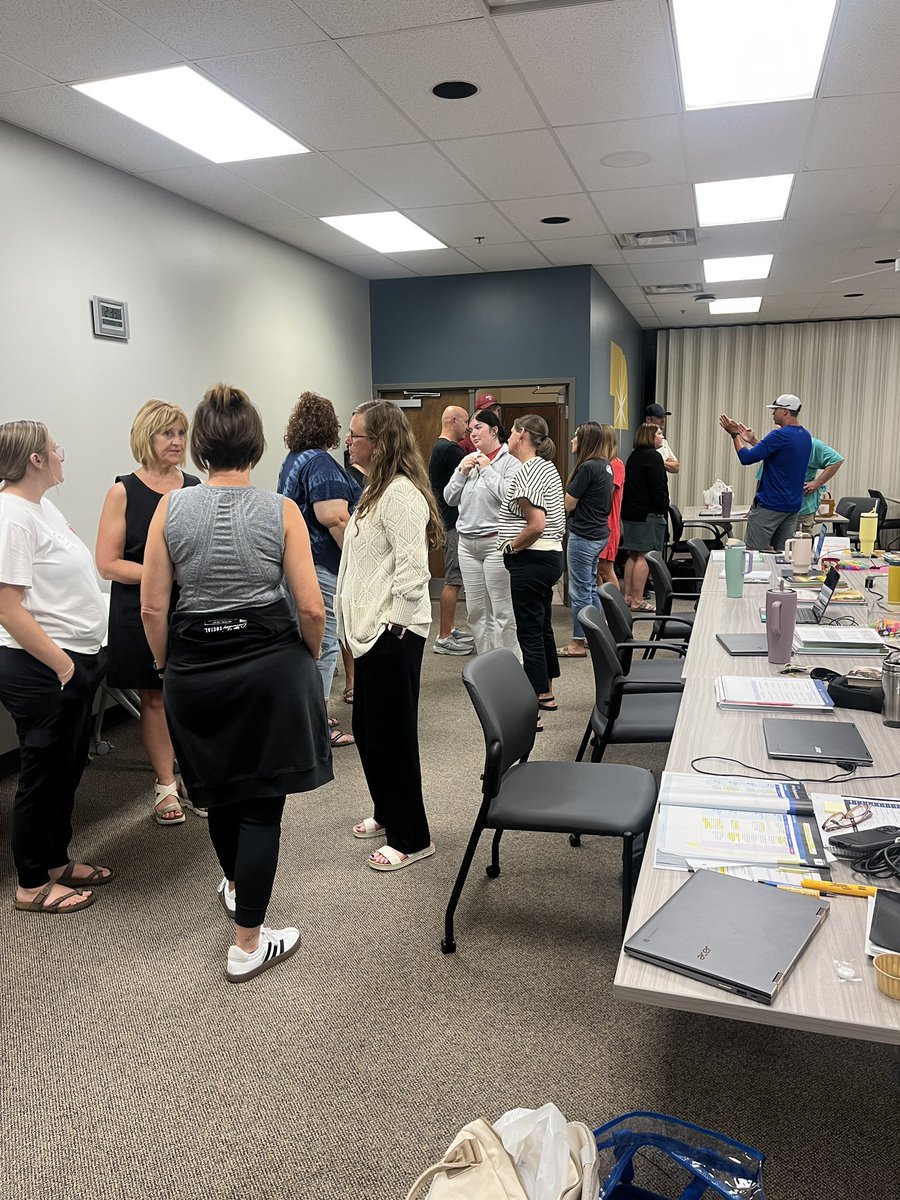 steinbrinkesu10's tweet image. Educators across #ESU10 spent day ☝🏻of the #ESU10 Curriculum Implementation Support day collaborating to plan and prepare for the start of the school year!

@ESU_10