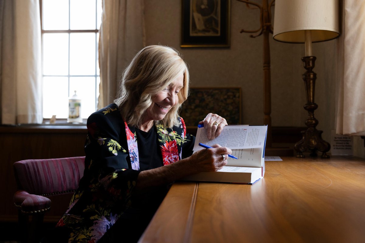 Mayo Clinic was honored to welcome Pulitzer Prize-winning historian Doris Kearns Goodwin, Ph.D., for a recent lecture. She reminded our team: “History gives us hope. It gives us perspective.” Timeless wisdom for healthcare leadership.