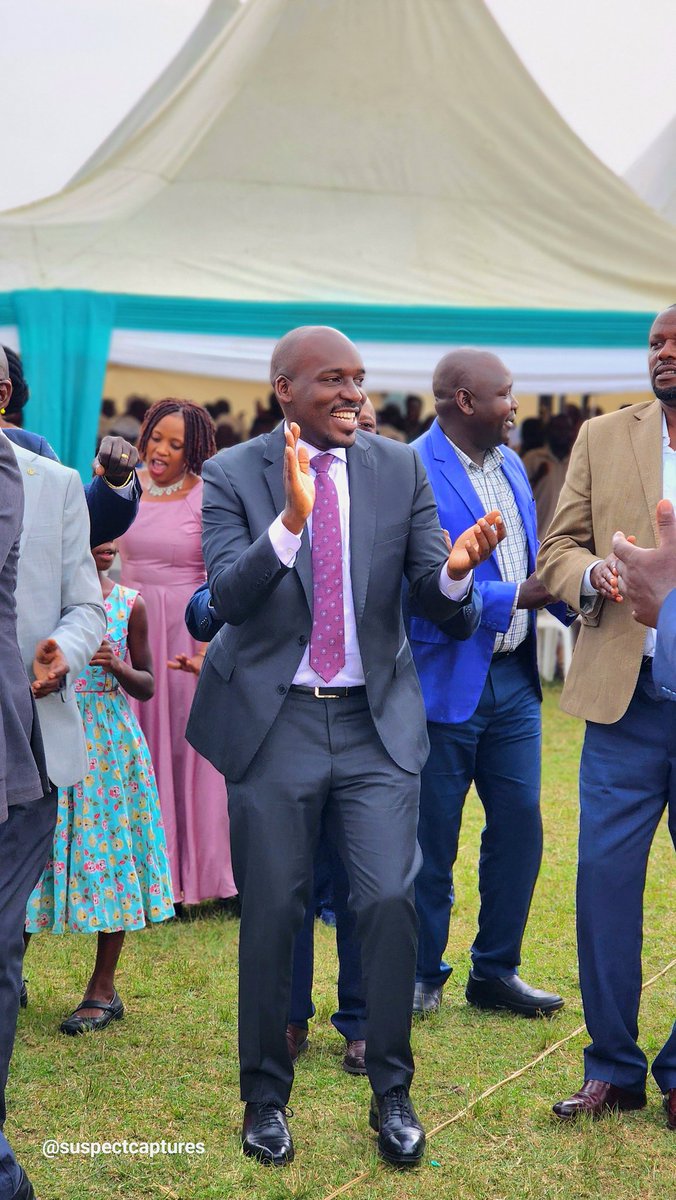 God lifted a humble servant.
The people said yes.
Hajji Iddi Bassajja – chosen by faith, backed by love. 🙏💛
#Bushenyi Ishaka municipality