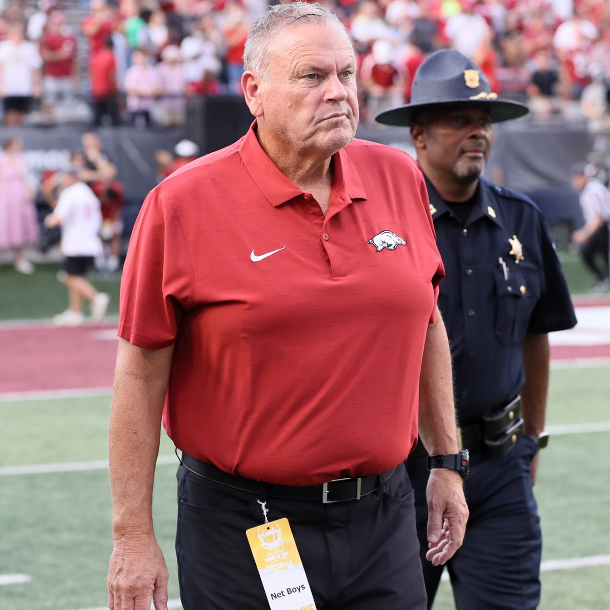 RealFieldOf72's tweet image. SHOTS FIRED
John Calipari upon hearing Arkansas is expected to put at least 70% of their revenue sharing towards football:
“Let me just say this, this is a basketball school. I tried to tell that so called “motivated” Mark Stoops back at Kentucky and they took his side. Now…