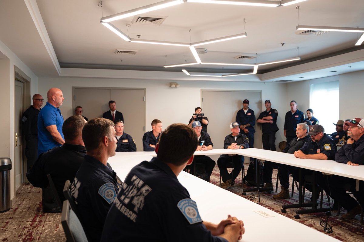 GovGoneWild's tweet image. The brave men and women of Florida’s Urban Search & Rescue have spent the past few weeks in the Lonestar State doing what they do best- being heroes.
They faced dangerous and unpredictable conditions in Texas to save lives and serve communities in crisis.
We’re grateful our…