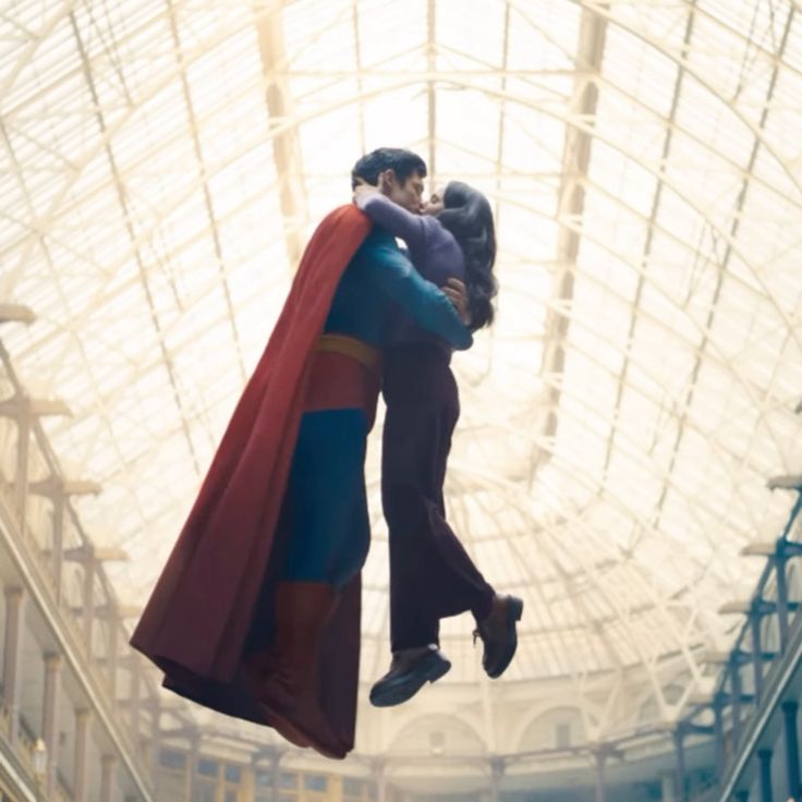 cartspo's tweet photo. Lois Lane KIT — everything probably essentials for 2025 Lois Lane https://t.co/9RyuVUJC2S