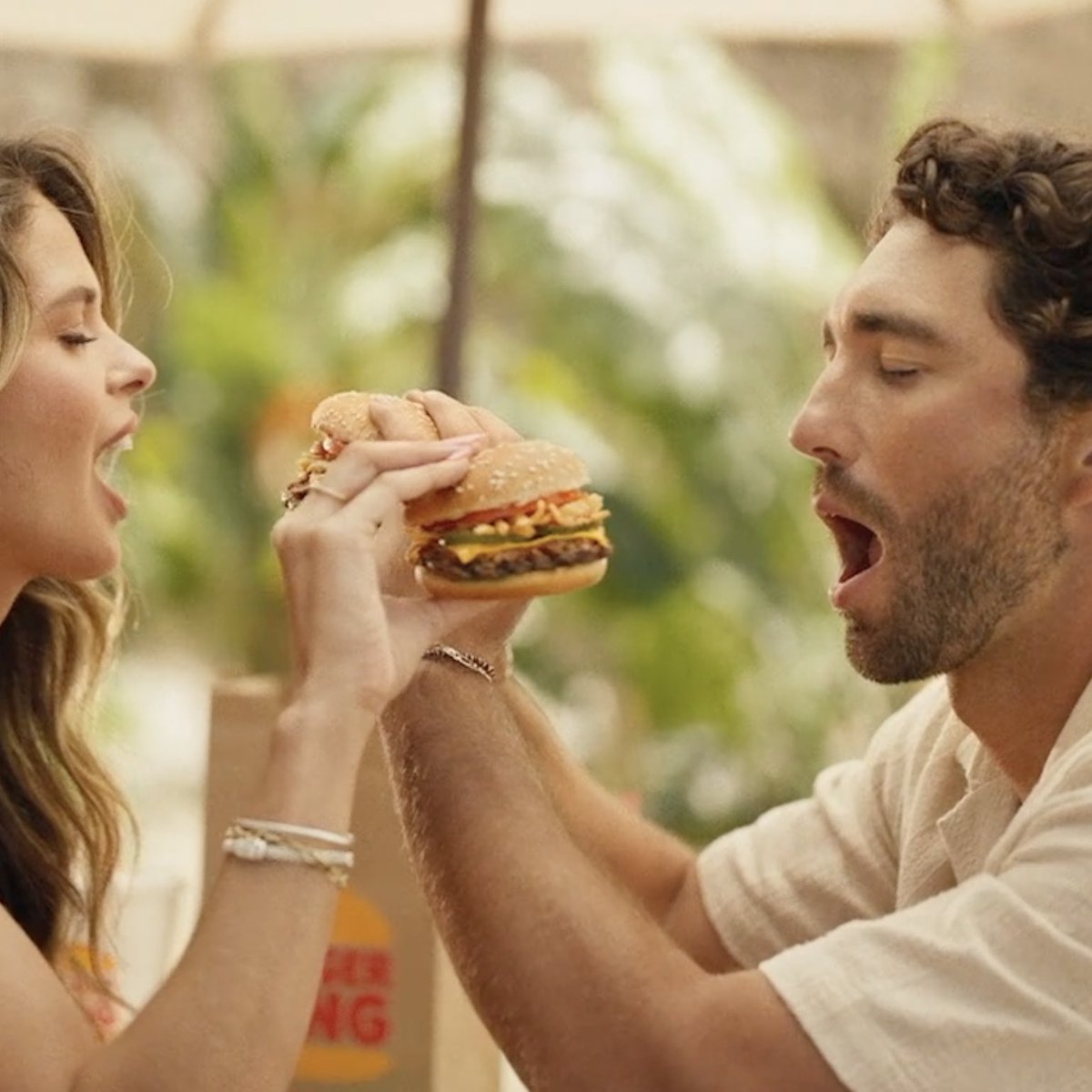 thebachelwhore's tweet image. THANK YOU for putting joey back on our screens with his own burger king commercial?!
#BachelorInParadise