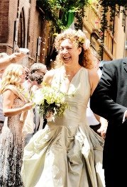 oceanballadsimp's tweet image. day 624 of posting pics of alex kingston until she comes back to doctor who