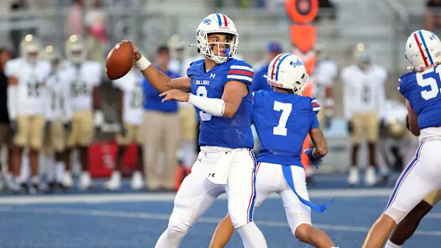 MitchBookLive's tweet image. California’s Top 25 QBs of 2025; Vote now on who will have the biggest season
si.com/high-school/ca…
Who might emerge like former Golden State slingers now starting in NFL like Josh Allen, Jared Goff, Aaron Rodgers and Jayden Daniels
@Tarek_Fattal @SacBee_JoeD @corincberry…