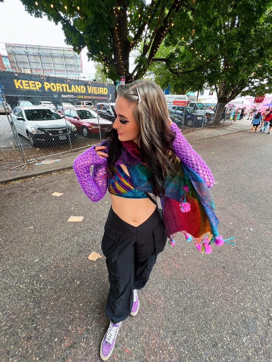 emi automatic tweet media