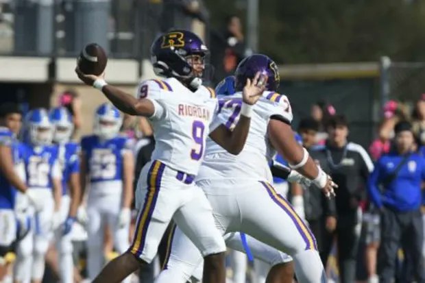 MitchBookLive's tweet image. California’s Top 25 QBs of 2025; Vote now on who will have the biggest season
si.com/high-school/ca…
Who might emerge like former Golden State slingers now starting in NFL like Josh Allen, Jared Goff, Aaron Rodgers and Jayden Daniels
@Tarek_Fattal @SacBee_JoeD @corincberry…