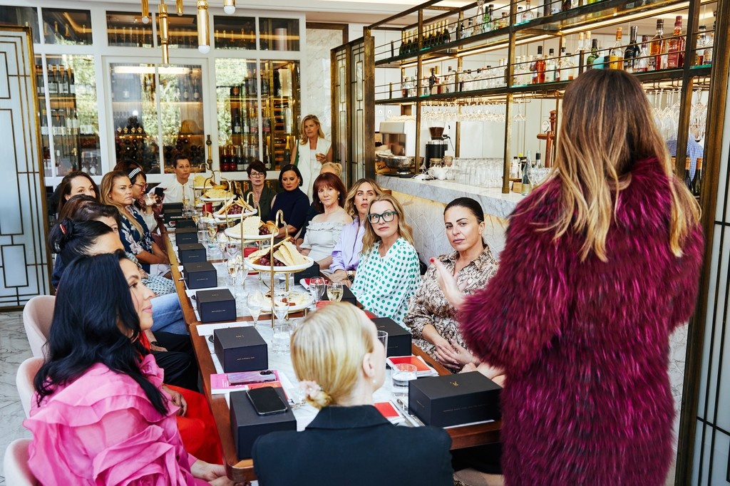 PowerfulStepsAU's tweet photo. My first business was created when I was 24 years old and my second at 44. Join the power of the global movement we are building by liking, commenting and engaging on our posts so you become visible to attract the success you deserve too. https://t.co/A2sMexDnxf