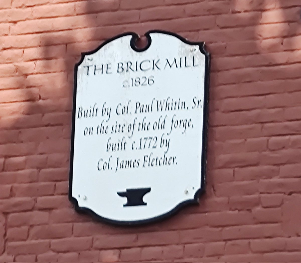 rexthetvterrier's tweet image. Today's #SpikesSpots is the Brick Mill. 2nd pic has more info. They made machine works for textile mills here, which was the foundation of our town
#Spike #PuppyLove #Dogs #MondayVibes