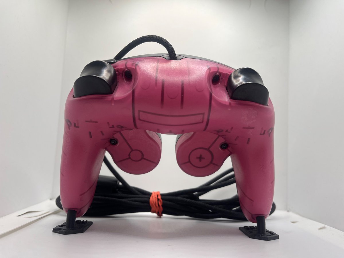 CfanCustoms's tweet image. Phob 2.0.5 for sale!! 🌸
$155 FREE SHIPPING FOR U.S CUSTOMERS!
~~~~~~~~~~~~~~~~~~~~~~~
-Phob 2.0.5,.29 firmware
-Tactile Z
-Lubed stickboxes 
-Lubed triggers
-Lightweight trigger springs  
-3 meter paracord
-Torx screws 
-Frosted 3rd party back
-OEM dyes buttons and cstick

DM to…