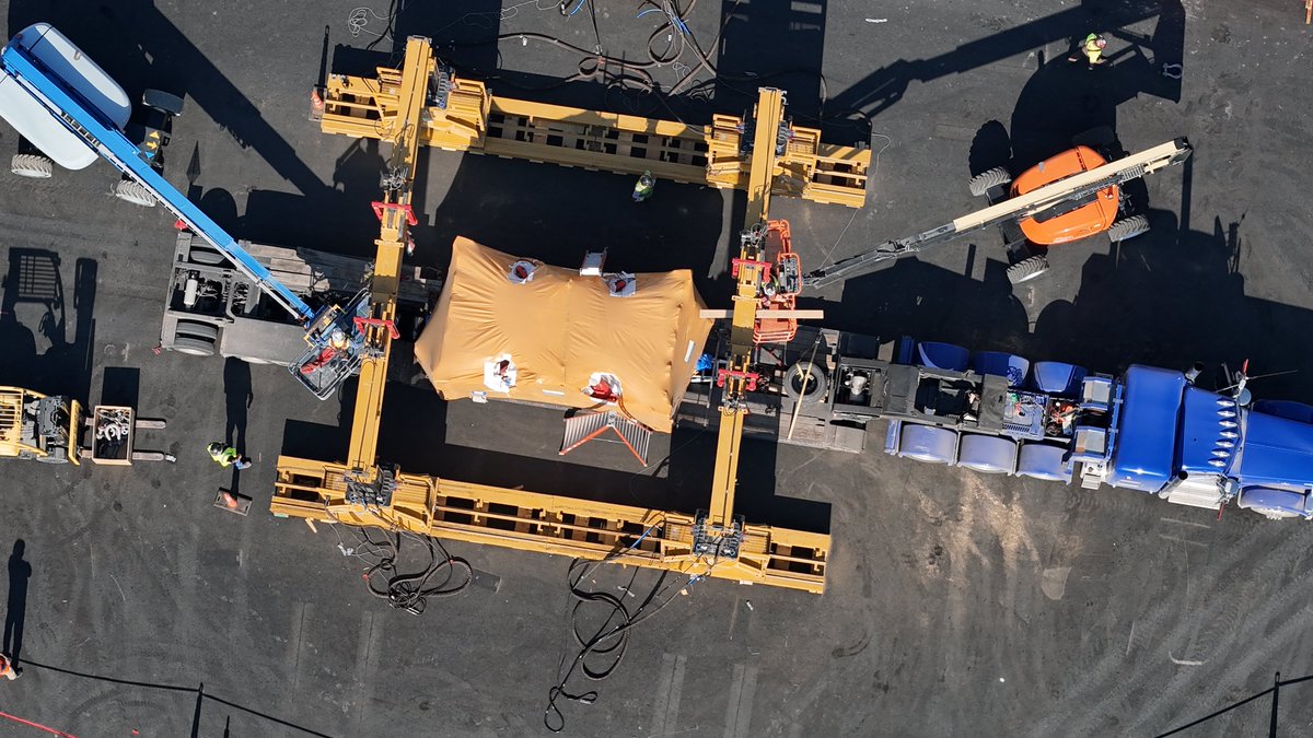 HinrichsZane's tweet image. Tesla Giga Semi stamping press prior to being moved inside recently.
The big-boy presses are on their way from Giga Texas.