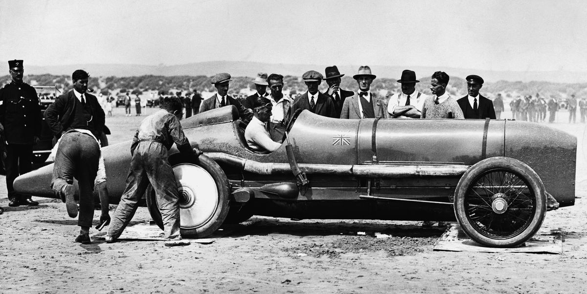 RoadandTrack's tweet image. July 21 is the important anniversary of automotive speed that you never knew about. bit.ly/4f1gUcx
