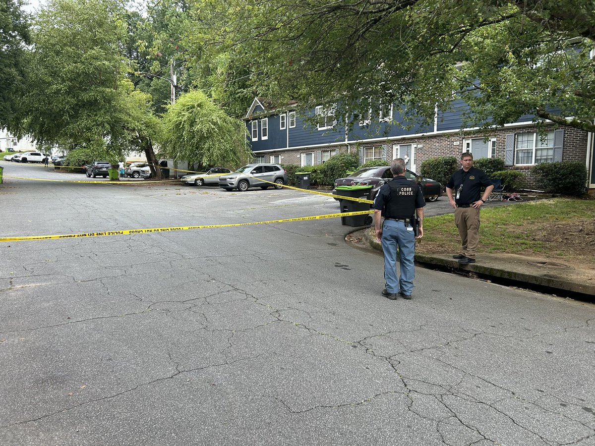 BREAKING: on scene of a shooting at apartment complex on Padgett Dr. one juvenile was shot and taken to hospital. Cobb county police officers are canvassing area for suspects. <a href="/FOX5Atlanta/">FOX 5 Atlanta</a>
