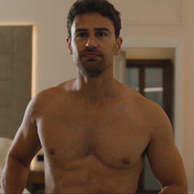 whitelotusposts's tweet image. theo james in the white lotus S2.
