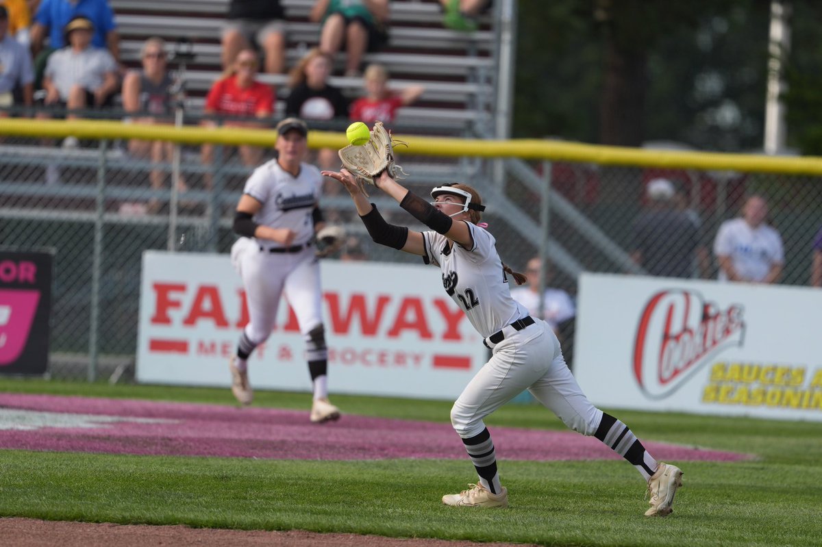 IGHSAU (@ighsau) on Twitter photo ππ ππ πππ πππππ! π₯
#4 Ankeny Centennial defeats #5 Valley 9-0 in 5 innings. The Jaguars will play Waukee Northwest in the Class 5A semifinals on Wednesday at 10:30am on Iowa Central Field.
Final score brought to you by <a href="/Fareway_Stores/">Fareway Stores</a>.
#IGHSAU #IowaGirl ππ ππ πππ πππππ! π₯
#4 Ankeny Centennial defeats #5 Valley 9-0 in 5 innings. The Jaguars will play Waukee Northwest in the Class 5A semifinals on Wednesday at 10:30am on Iowa Central Field.
Final score brought to you by <a href="/Fareway_Stores/">Fareway Stores</a>.
#IGHSAU #IowaGirl