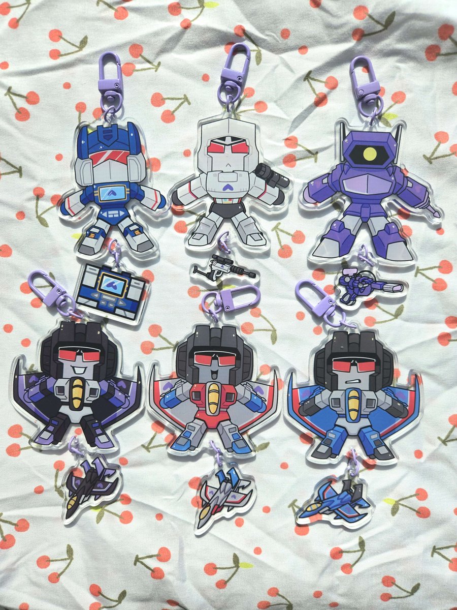 pinkcdraws's tweet image. Keychains are officially up on Etsy!
etsy.com/listing/433915…
#Transformers #maccadams