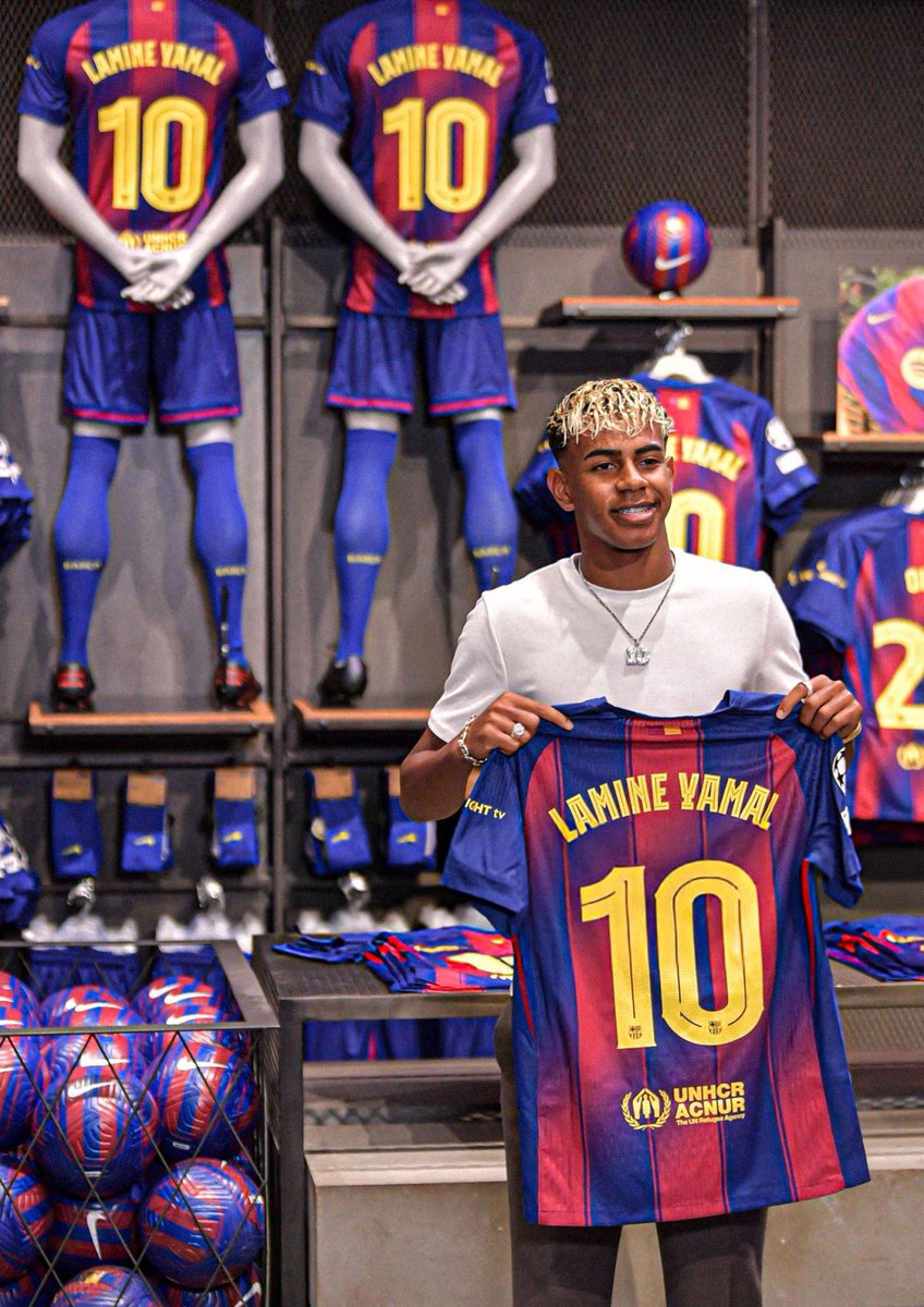 Fcbforlifeee's tweet image. 🔟🫶🏽