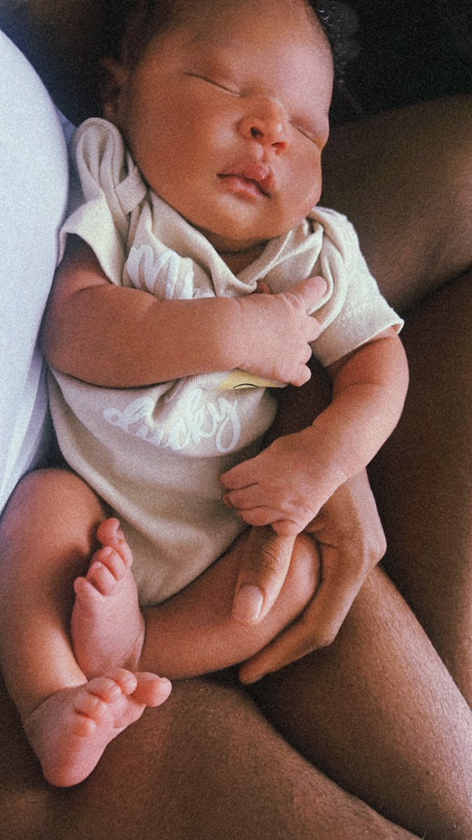 _dc2xx's tweet image. My sweet boy 🥹🧡… I rlly have a kid  🙂