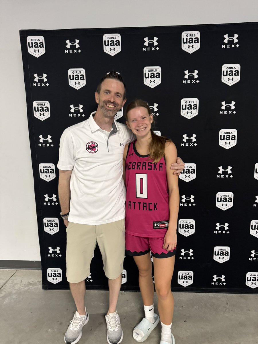 DBatten22's tweet image. Cool under pressure.
Clutch from deep.
Fighter for rebounds.
Amazing Court IQ.
Grew into a leader who showed up when it mattered most.
Proud of her growth and grit this summer!
Going to be a difference maker!