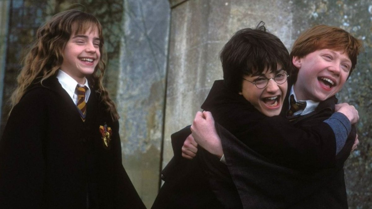 HPMoviesNews's tweet image. My future children will have the freedom to choose between liking Harry Potter or leaving home. 💫
® Harry Potter | #HarryPotter