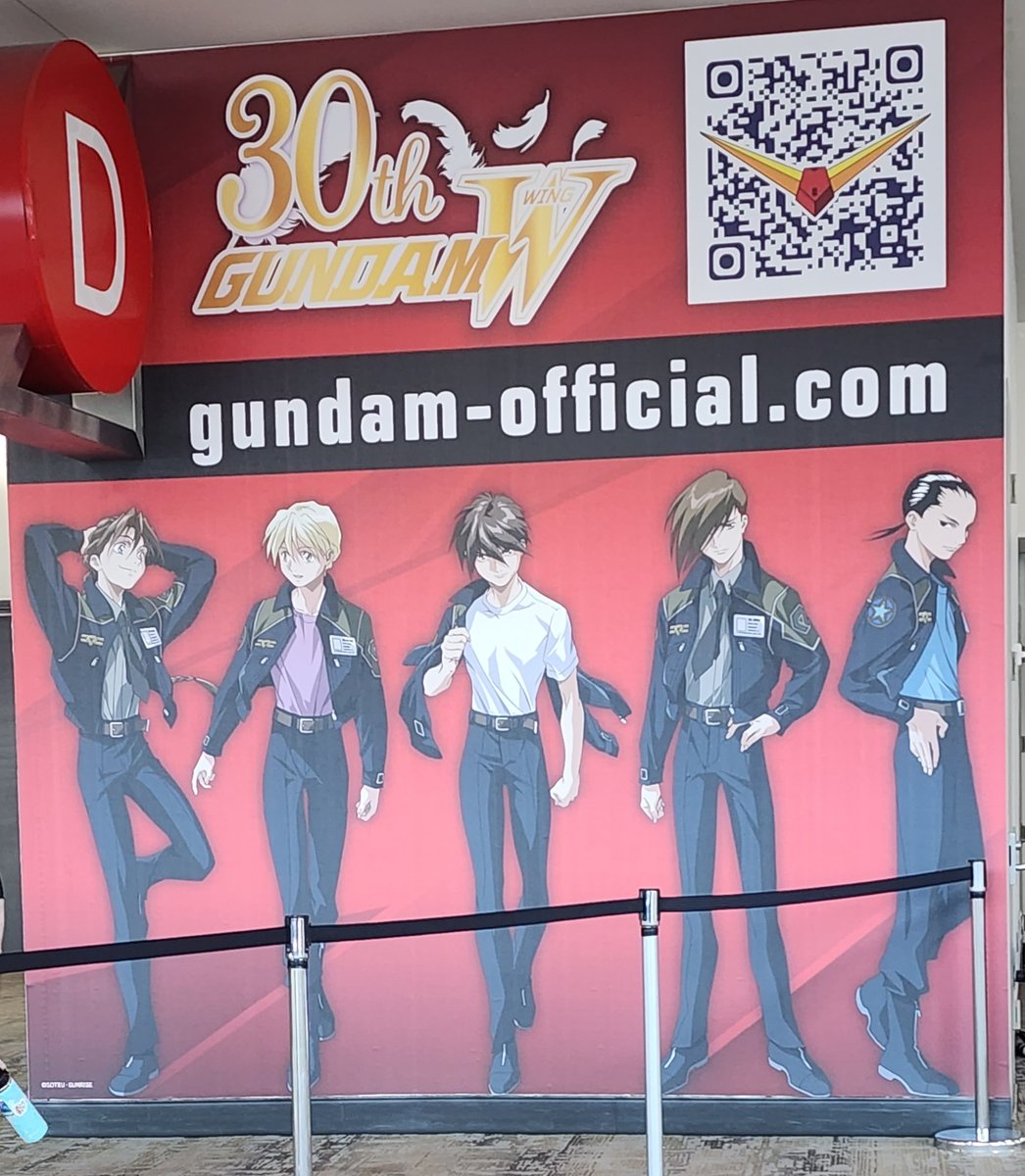 Went to fix my badges for comic con AND SAW THIS BRO....

BABYS FIRST YAOI....